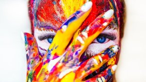 色が持つ人の心理に働きかける効果